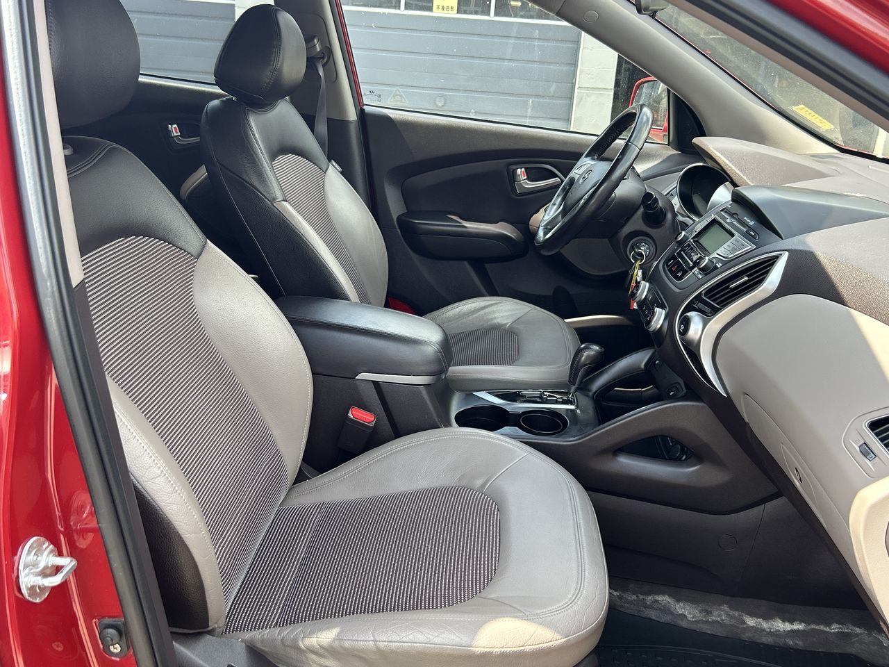 2010 Hyundai Tucson in Vancouver, British Columbia