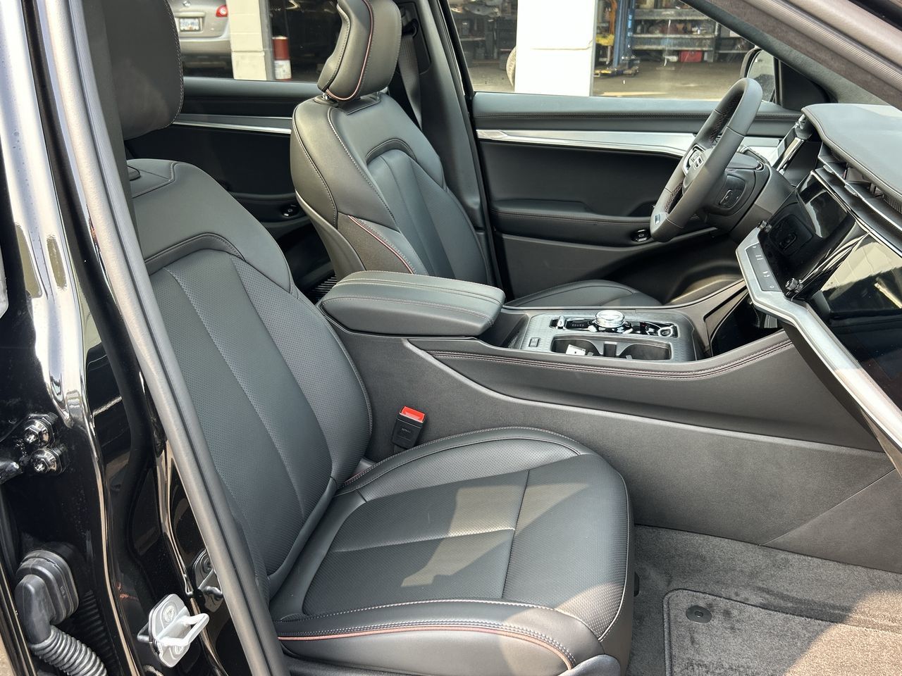 2024 Jeep WAGONEER S