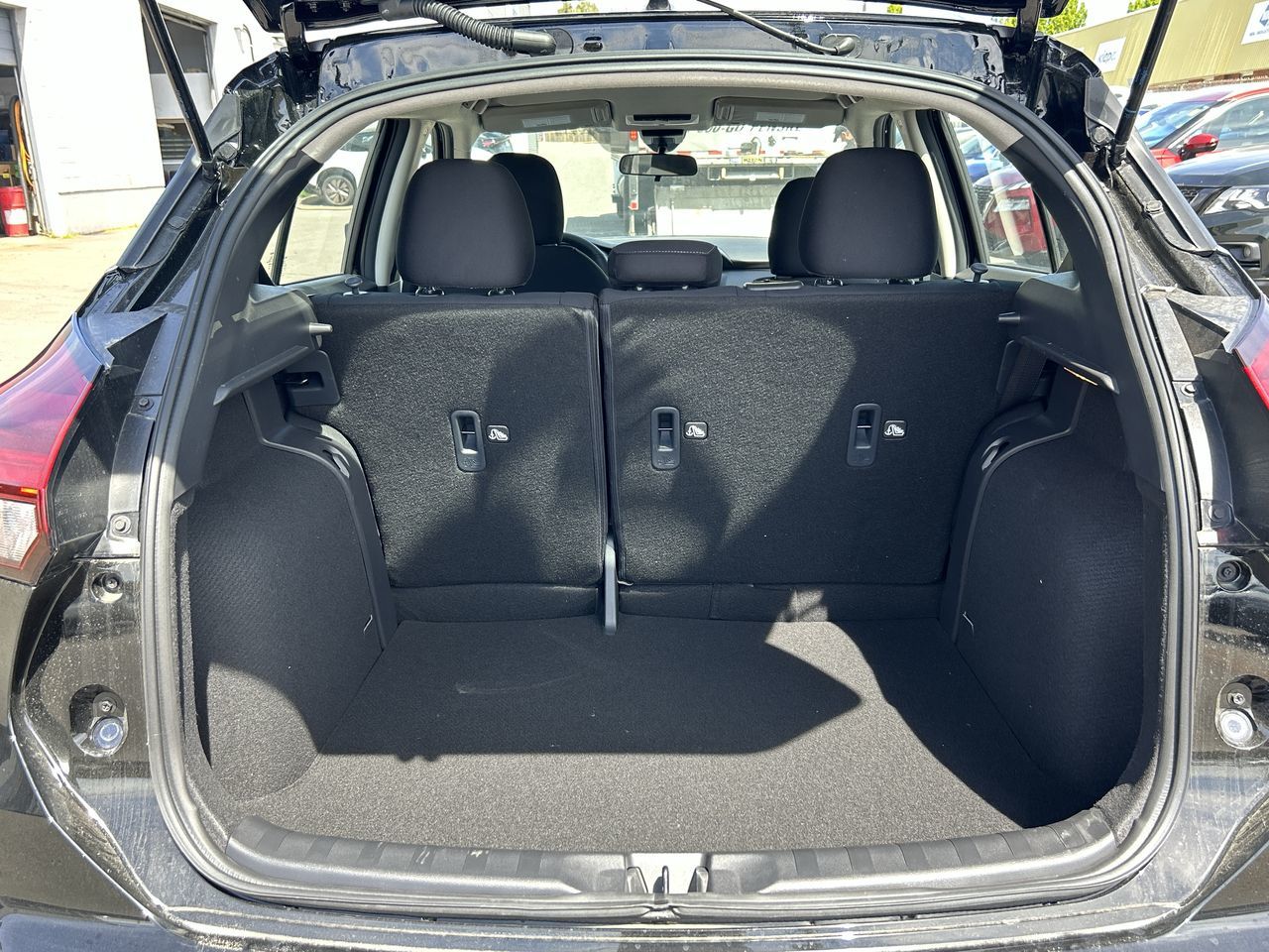 2025 Nissan Kicks Play in Vancouver, British Columbia