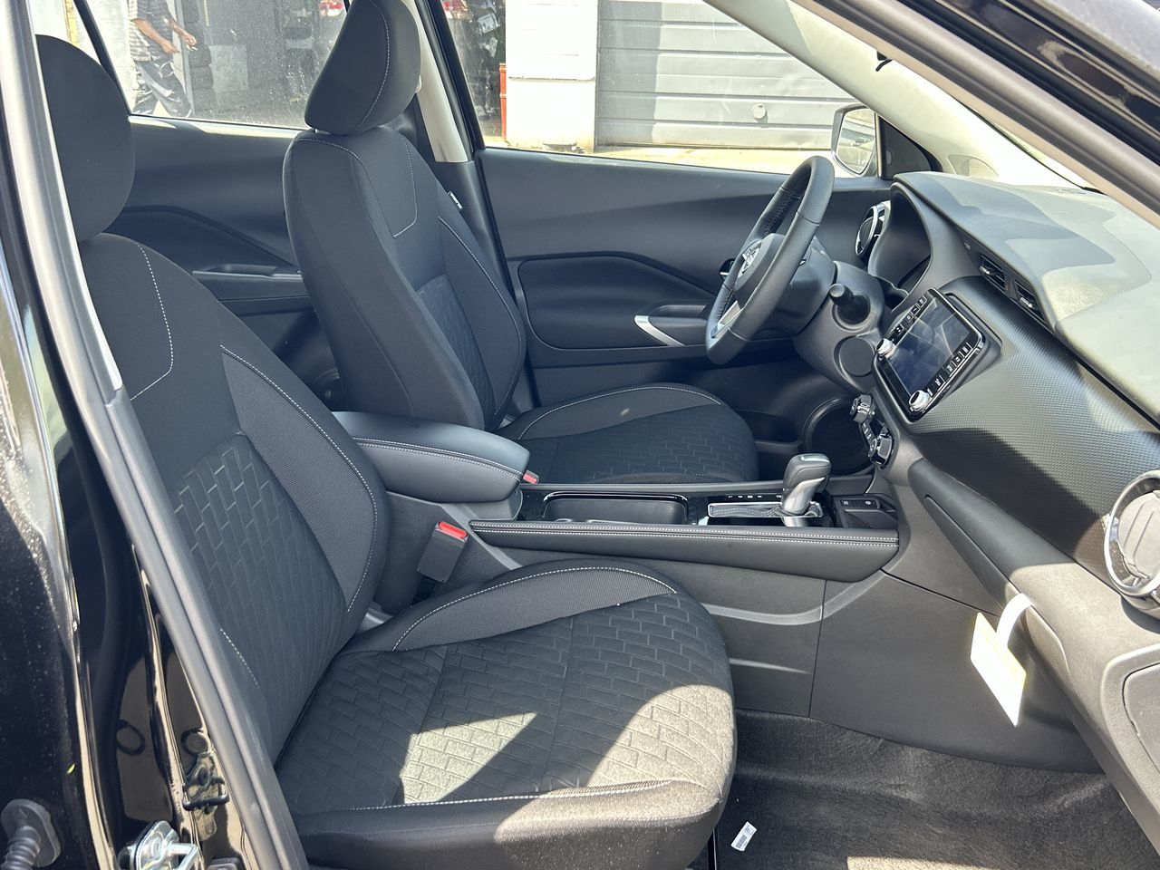 2025 Nissan Kicks Play in Vancouver, British Columbia