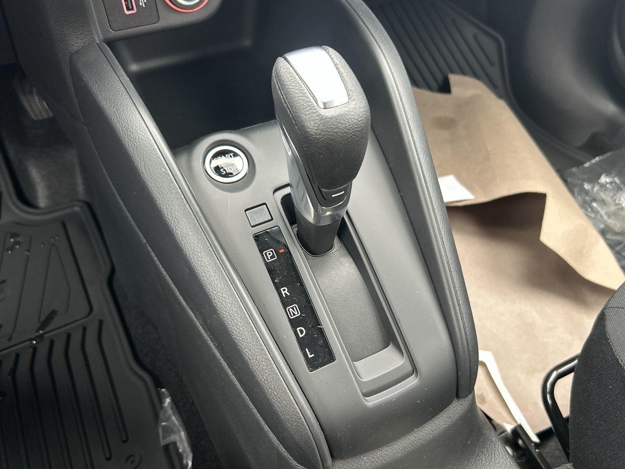 2025 Nissan Kicks Play in Vancouver, British Columbia