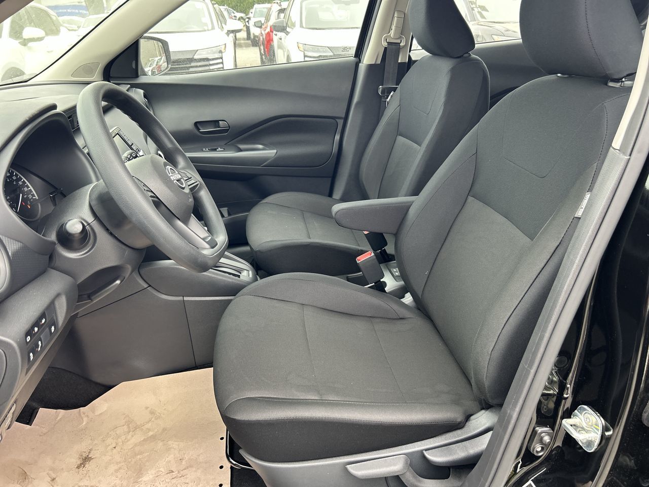 2025 Nissan Kicks Play in Vancouver, British Columbia