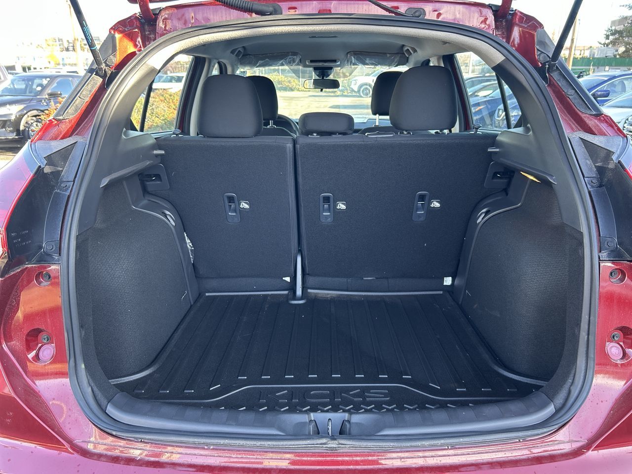 2025 Nissan Kicks Play in Vancouver, British Columbia