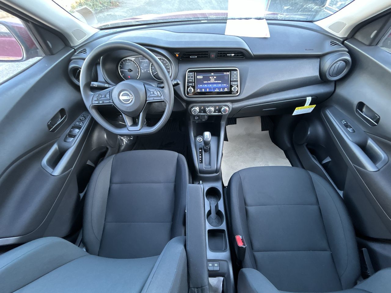 2025 Nissan Kicks Play in Vancouver, British Columbia