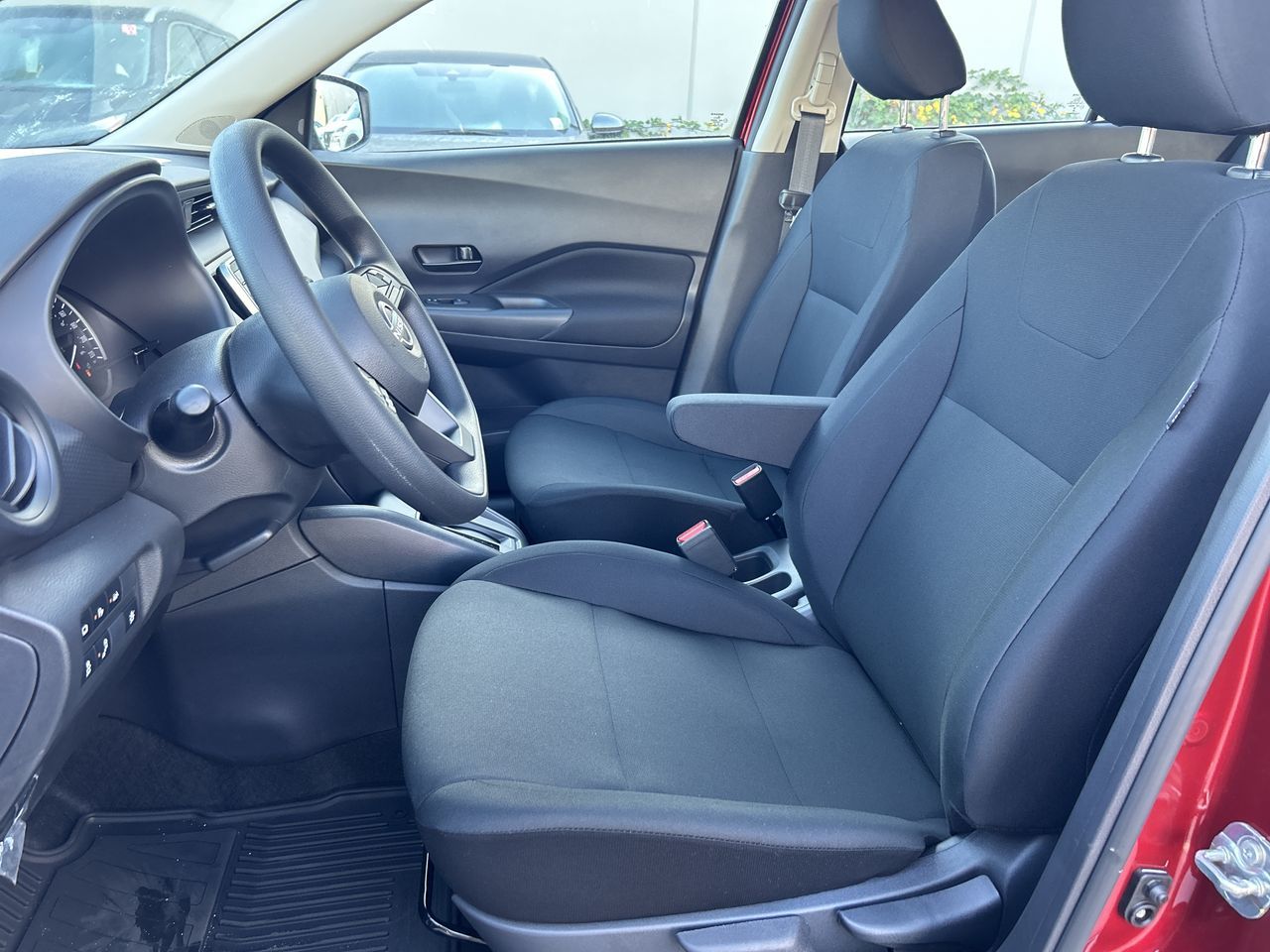 2025 Nissan Kicks Play in Vancouver, British Columbia