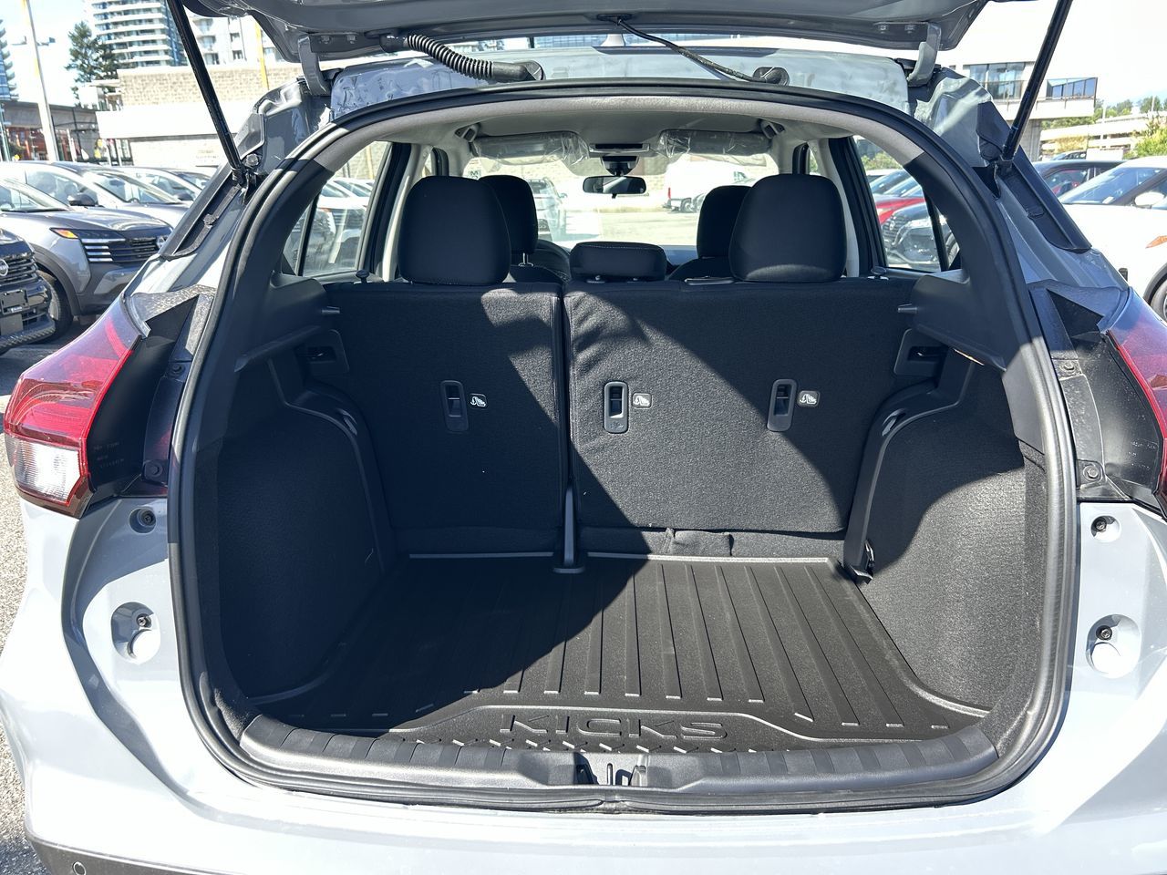 Nissan Kicks Play  2025 à Vancouver, Colombie-Britannique