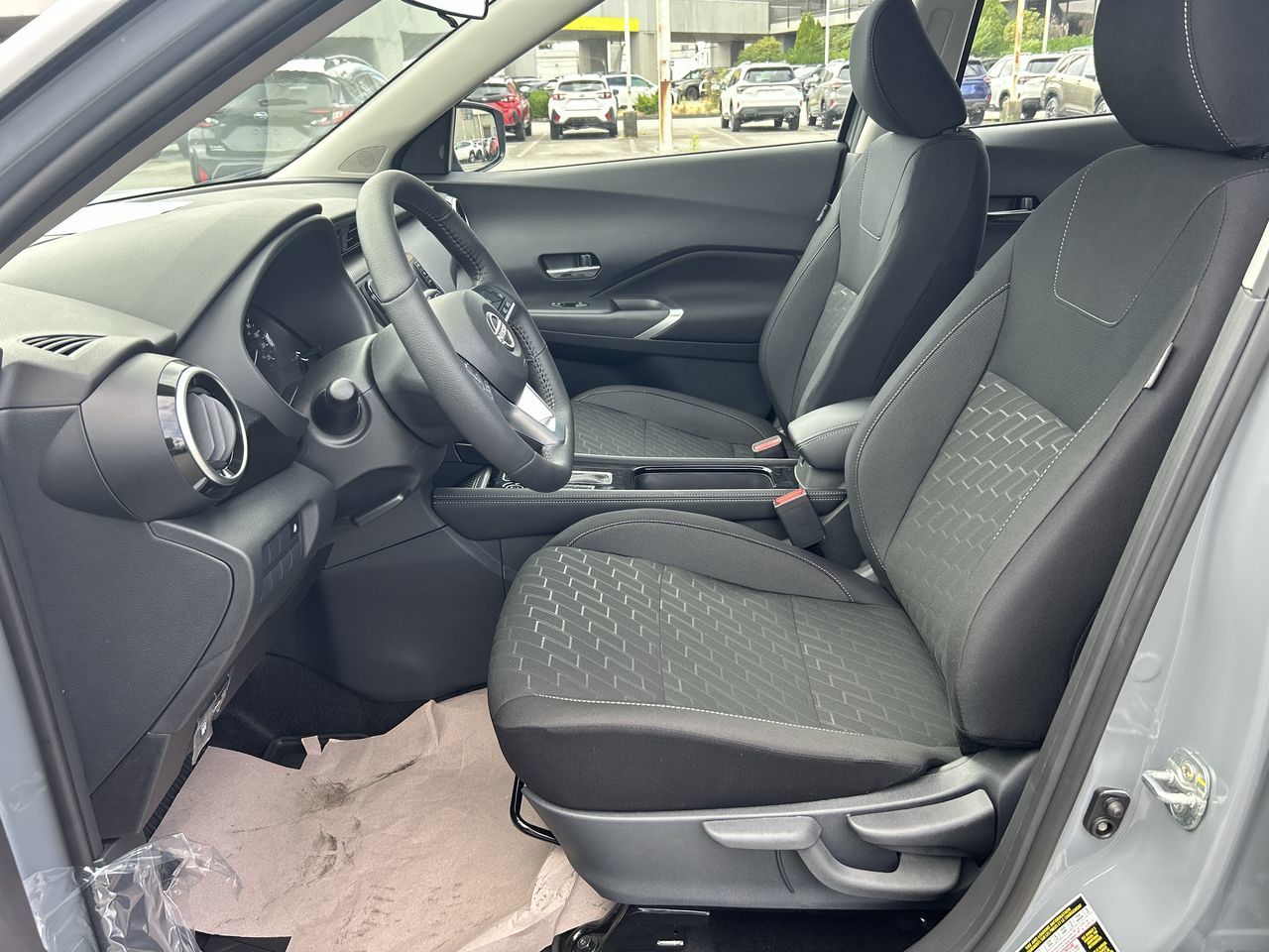 2025 Nissan Kicks Play in Vancouver, British Columbia