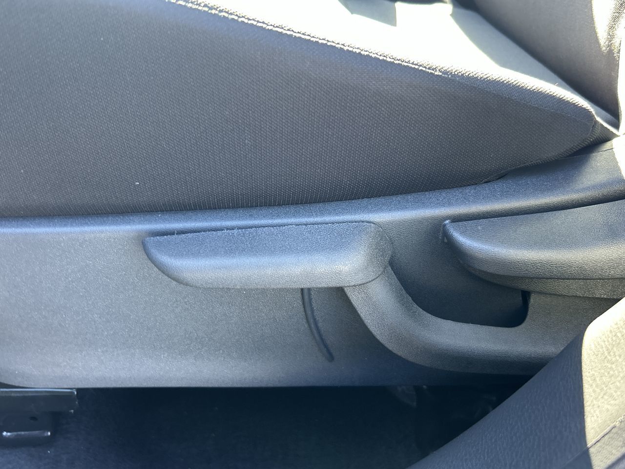 2025 Nissan Kicks Play in Vancouver, British Columbia
