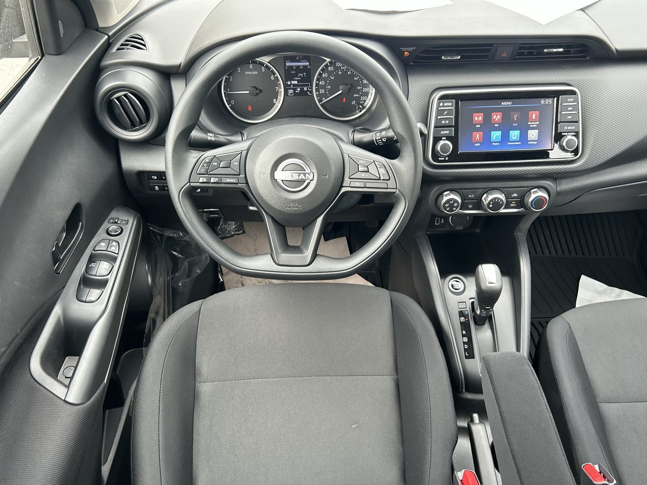 2025 Nissan Kicks Play in Vancouver, British Columbia