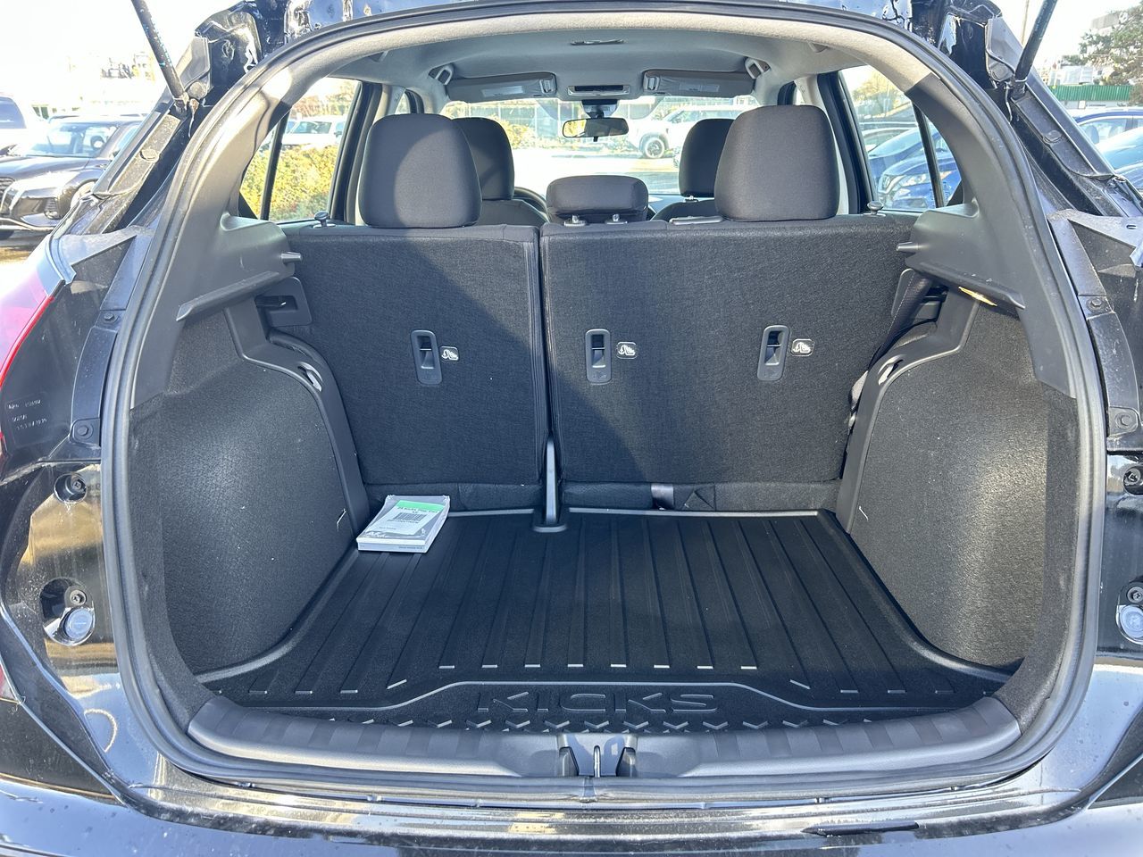 2025 Nissan Kicks Play in Vancouver, British Columbia