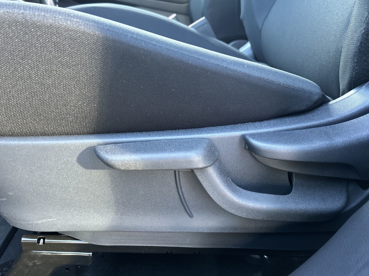 2025 Nissan Kicks Play in Vancouver, British Columbia