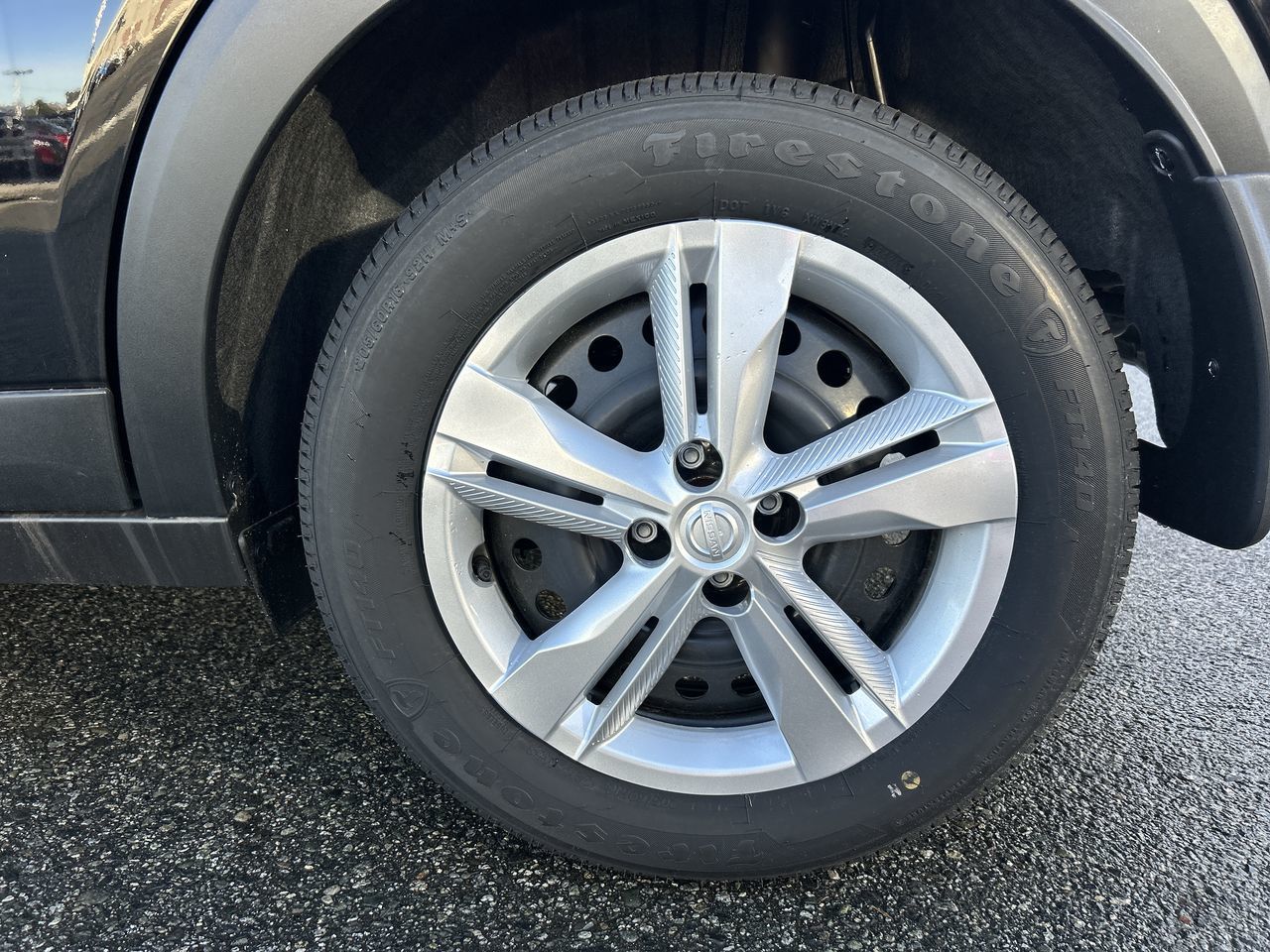 2025 Nissan Kicks Play in Vancouver, British Columbia