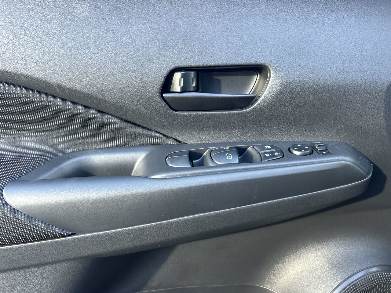 2025 Nissan Kicks Play in Vancouver, British Columbia