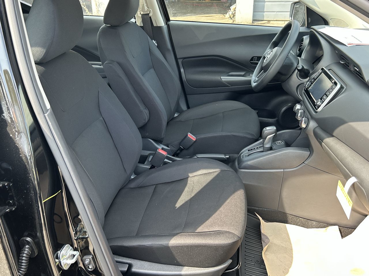 2025 Nissan Kicks Play