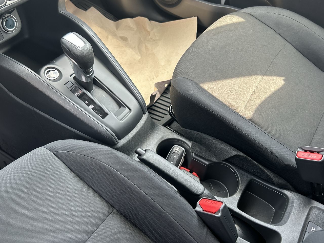 2025 Nissan Kicks Play