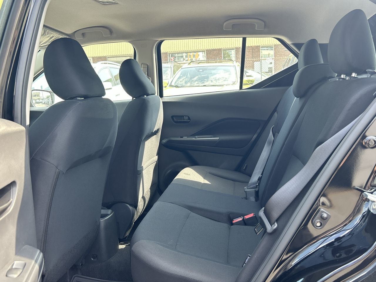 2025 Nissan Kicks Play