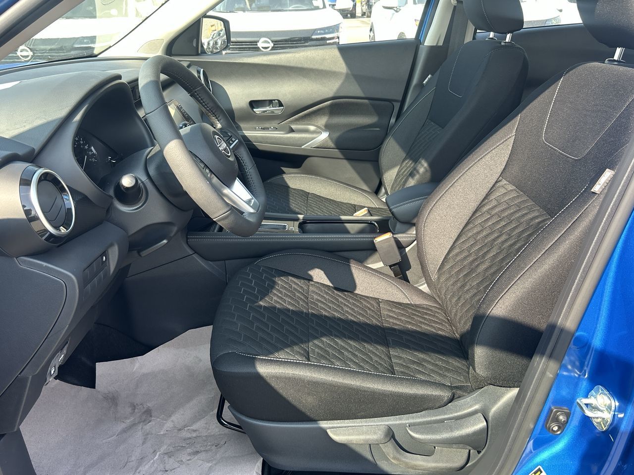 2025 Nissan Kicks Play