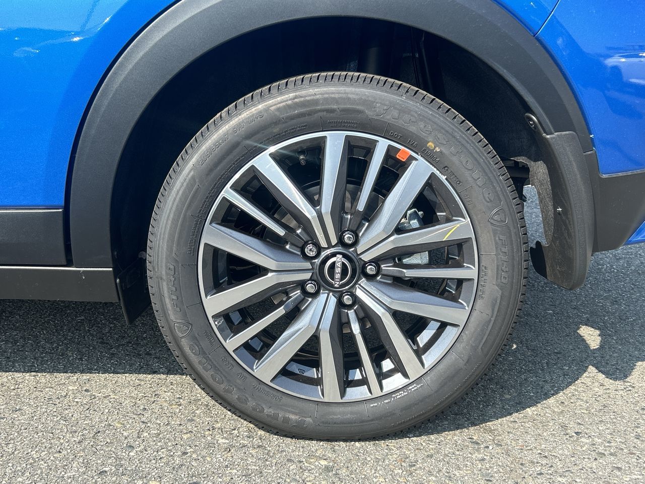 2025 Nissan Kicks Play