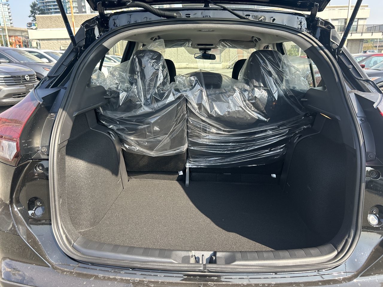 2025 Nissan Kicks Play