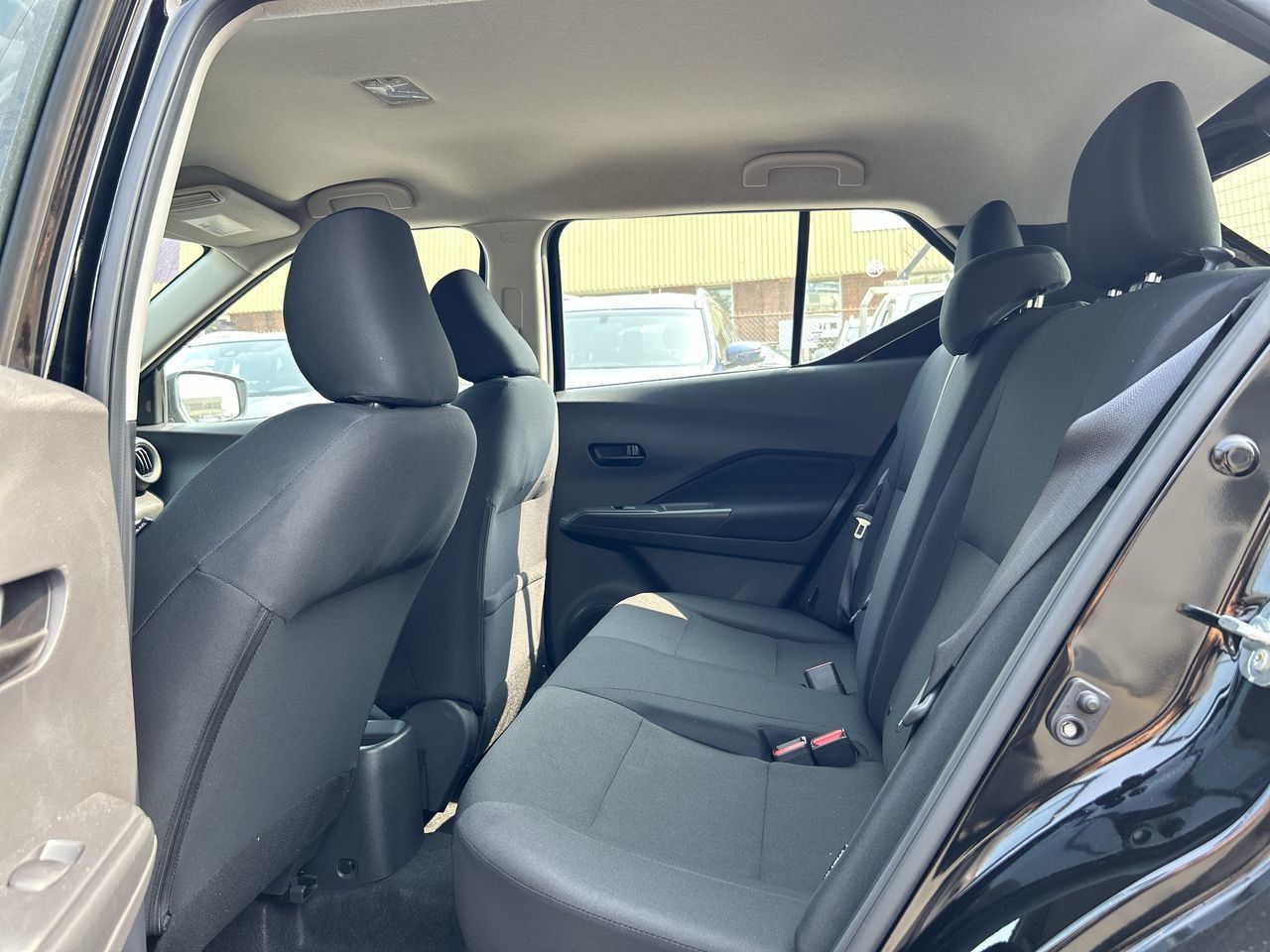 2025 Nissan Kicks Play