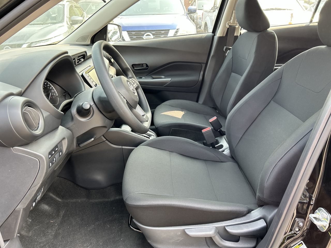 2025 Nissan Kicks Play