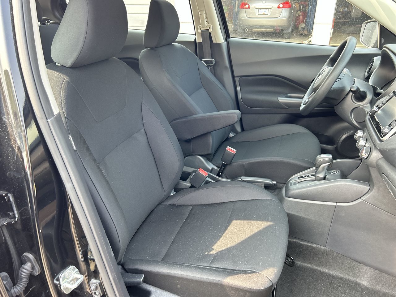 2025 Nissan Kicks Play