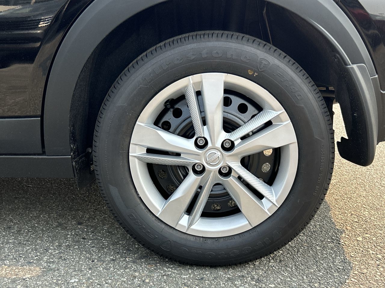 2025 Nissan Kicks Play