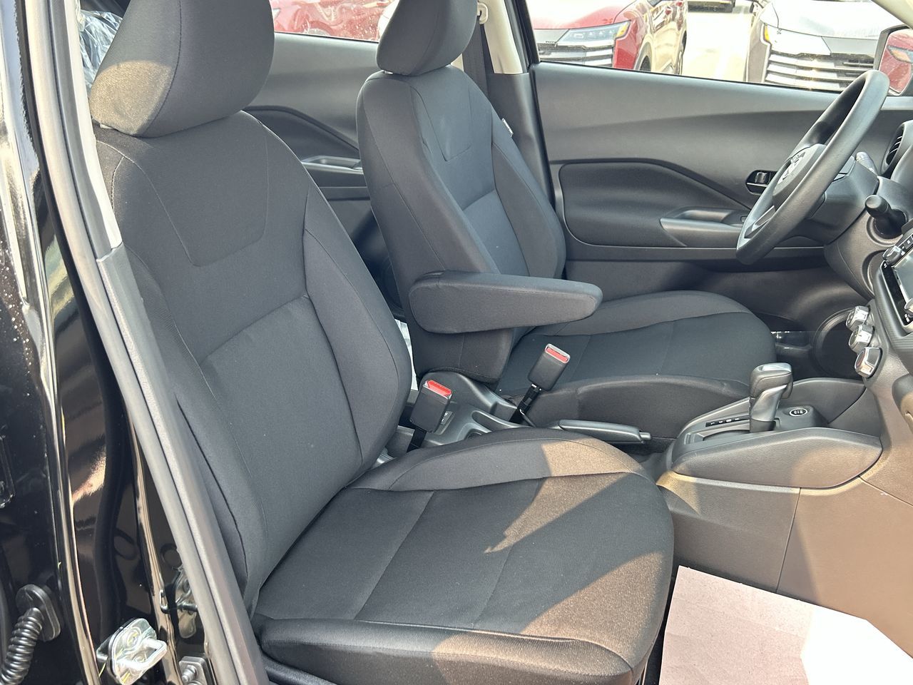 2025 Nissan Kicks Play