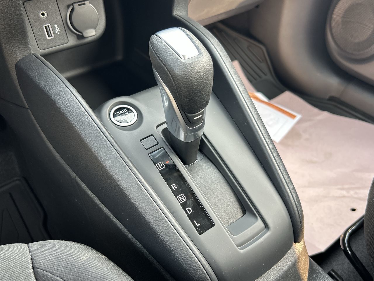 2025 Nissan Kicks Play in Vancouver, British Columbia