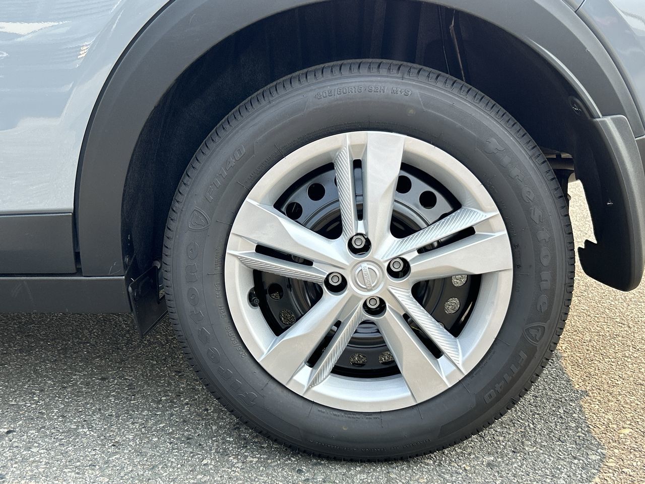 2025 Nissan Kicks Play