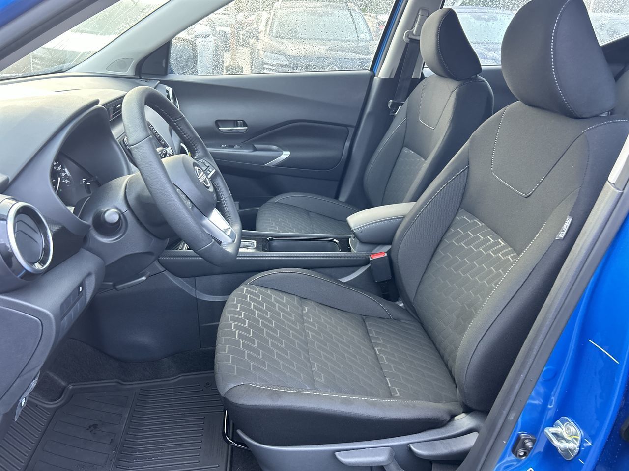 2025 Nissan Kicks Play in Vancouver, British Columbia