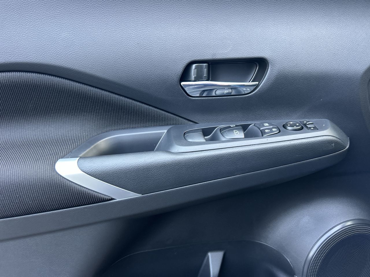 2025 Nissan Kicks Play in Vancouver, British Columbia