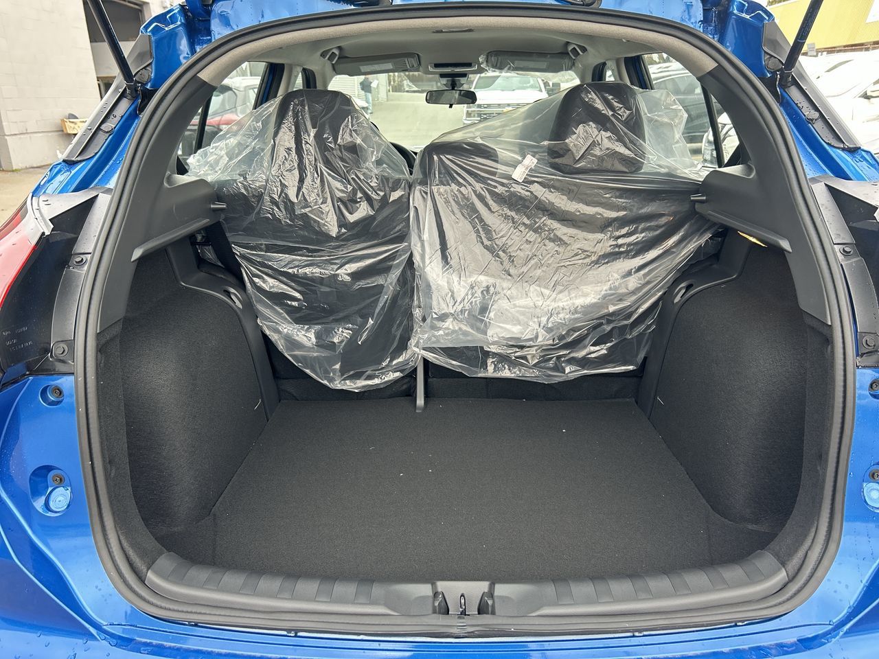 2025 Nissan Kicks Play in Vancouver, British Columbia