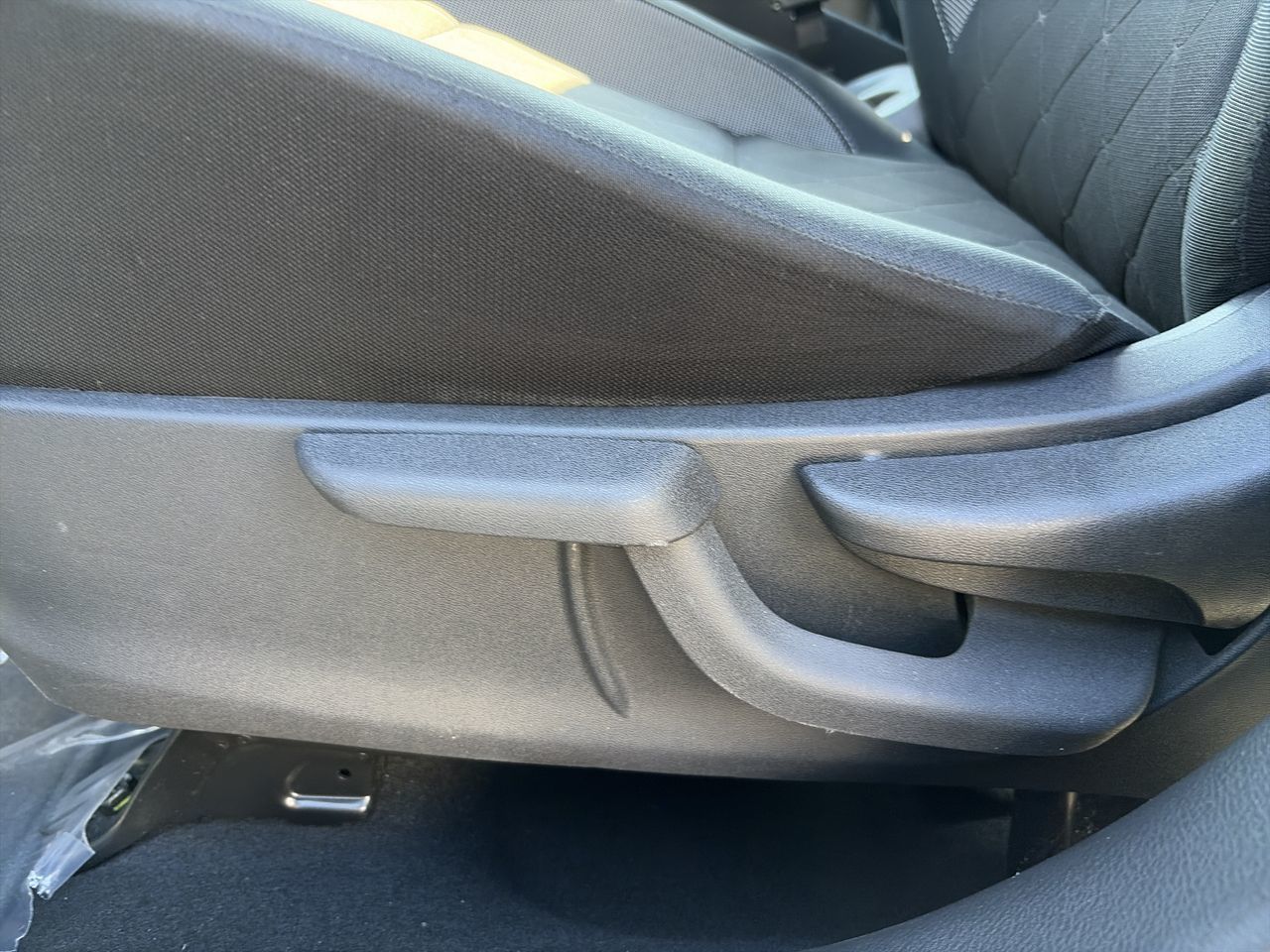 2020 Nissan Kicks