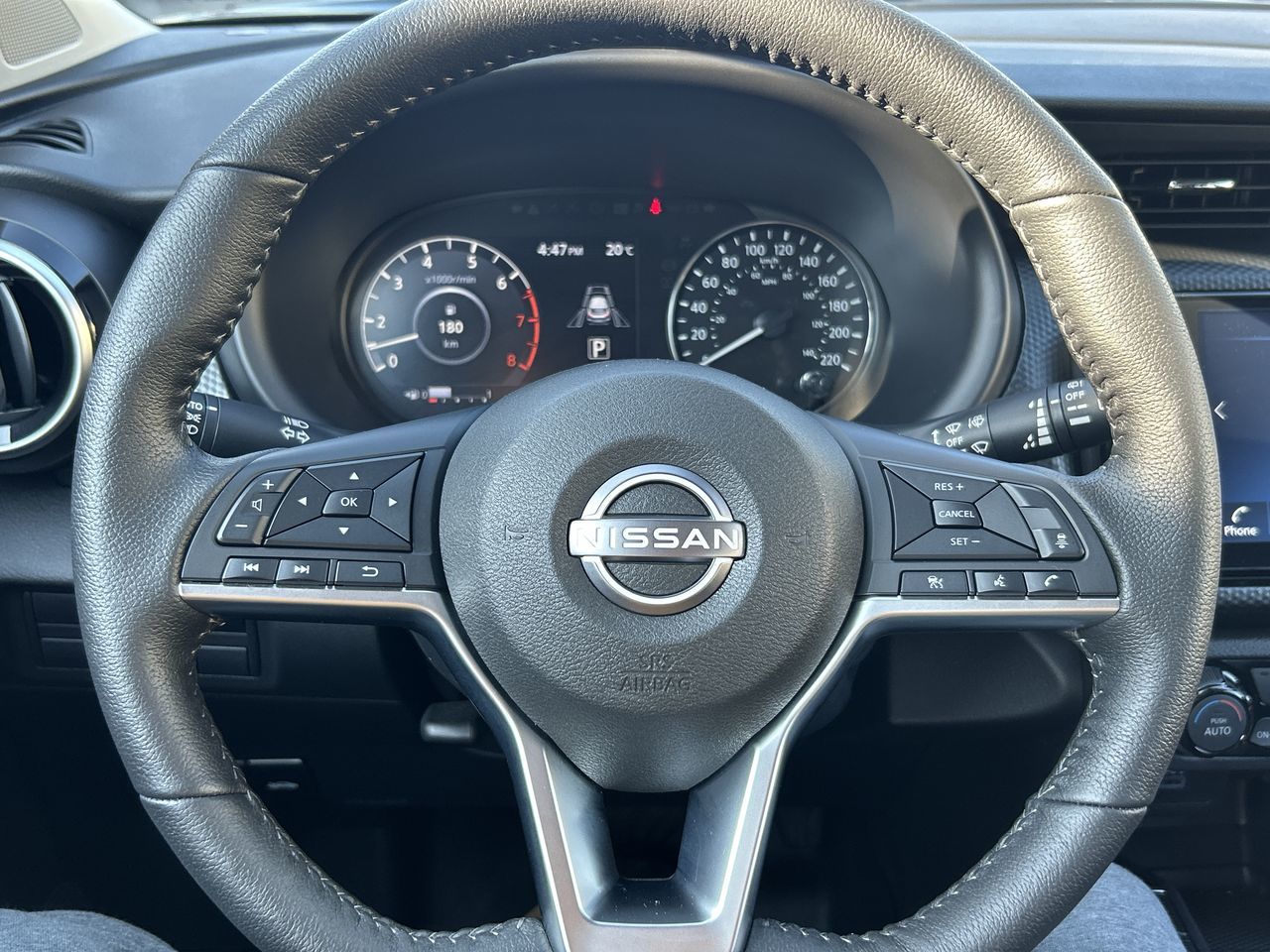 2023 Nissan Kicks