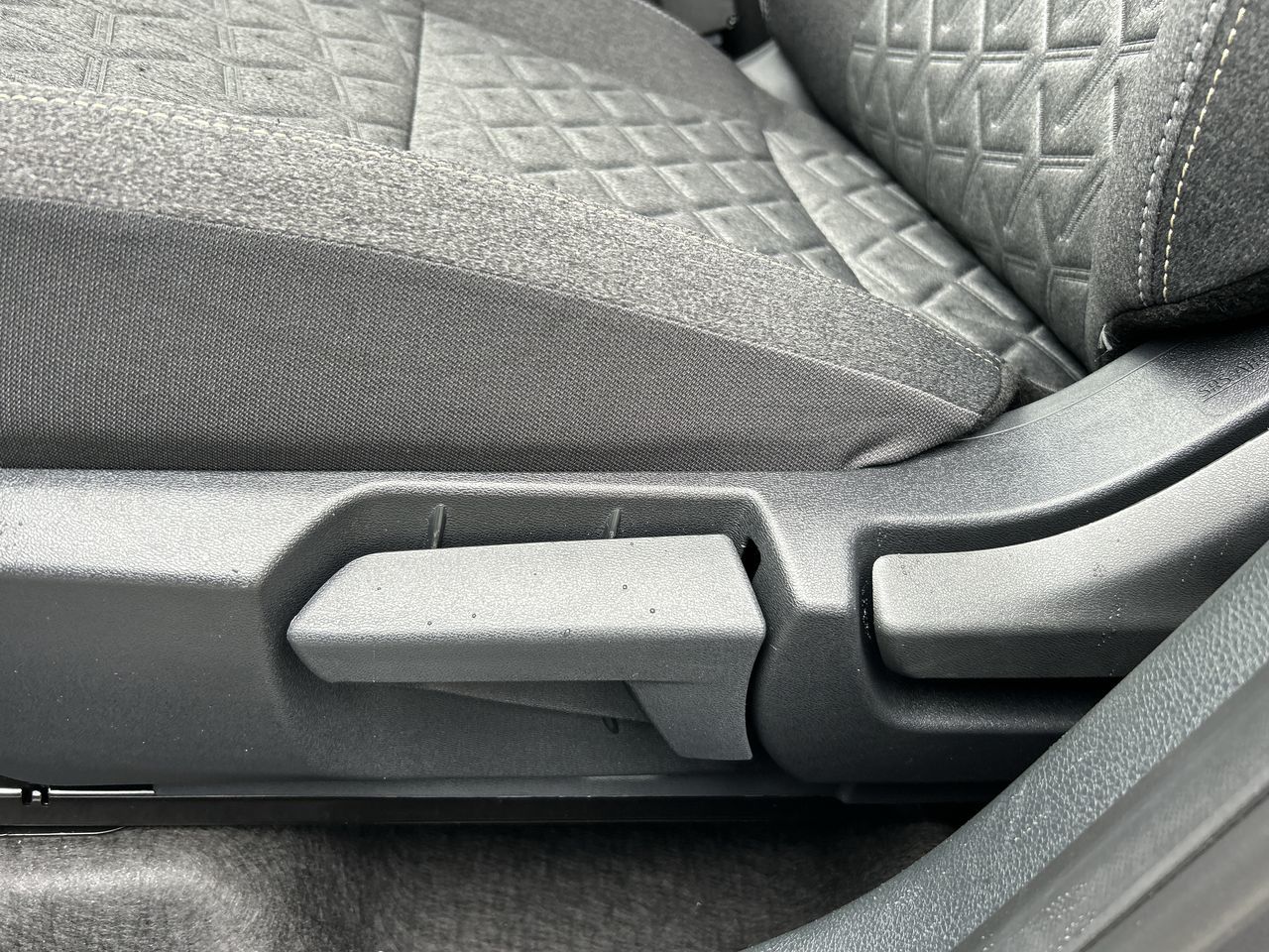 2025 Nissan Kicks in Vancouver, British Columbia