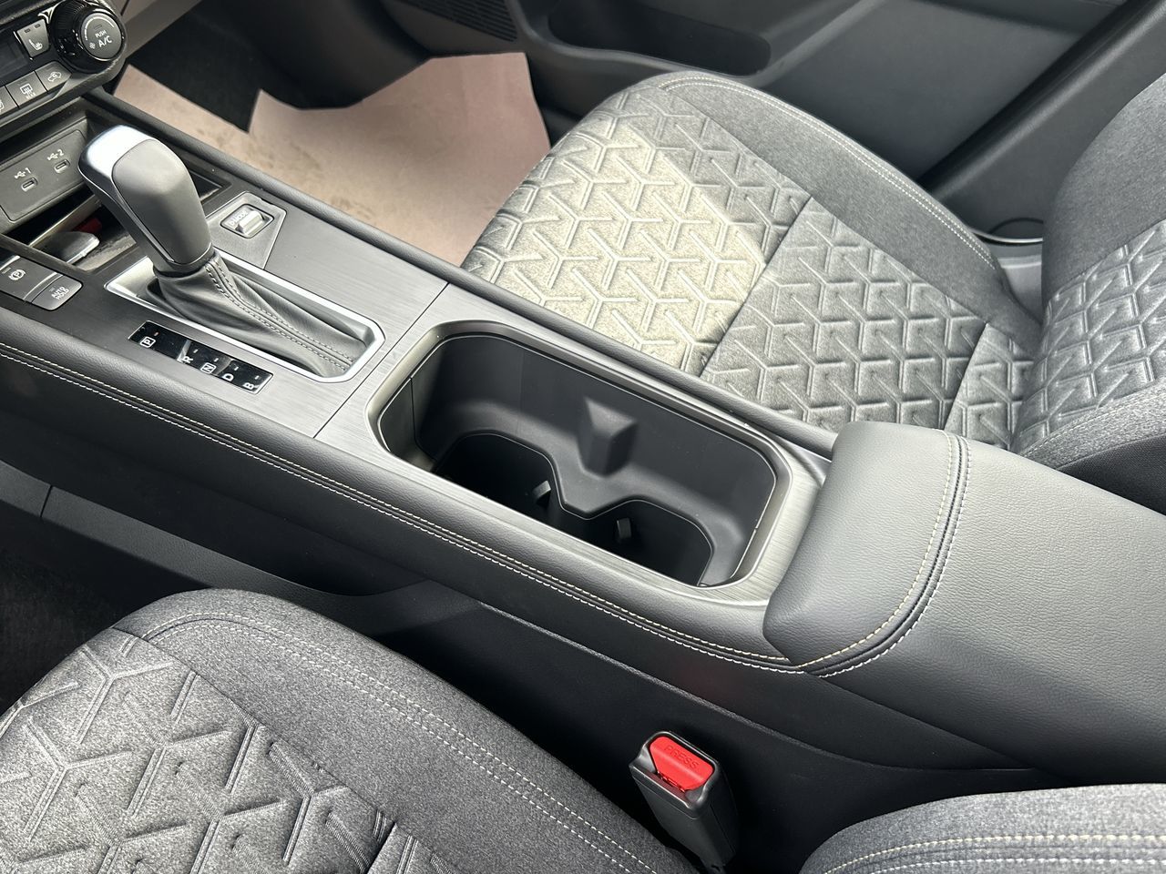 2025 Nissan Kicks in Vancouver, British Columbia