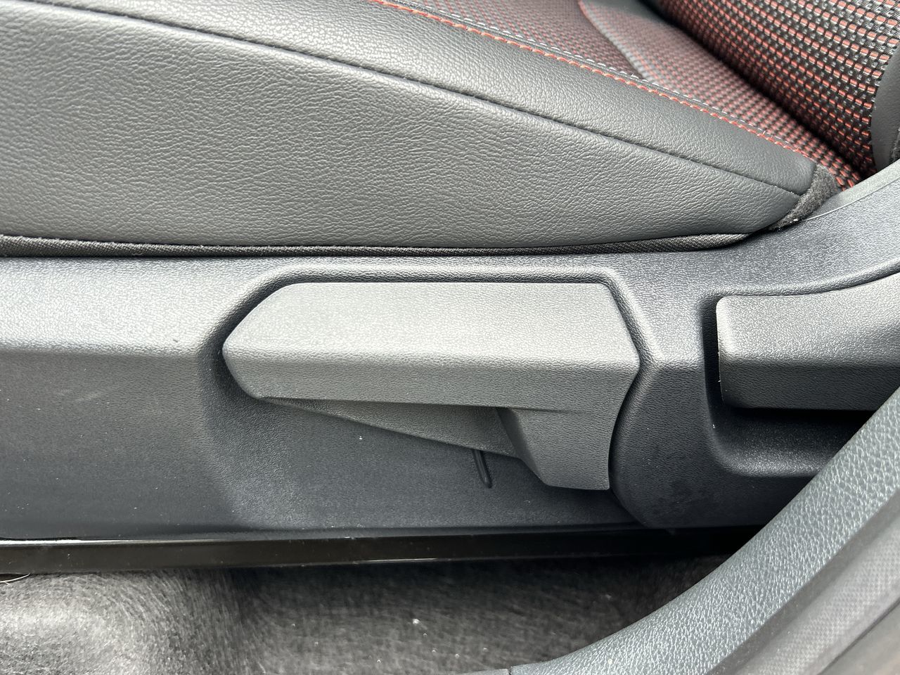2025 Nissan Kicks in Vancouver, British Columbia