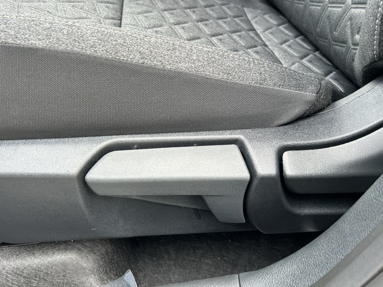 2025 Nissan Kicks in Vancouver, British Columbia