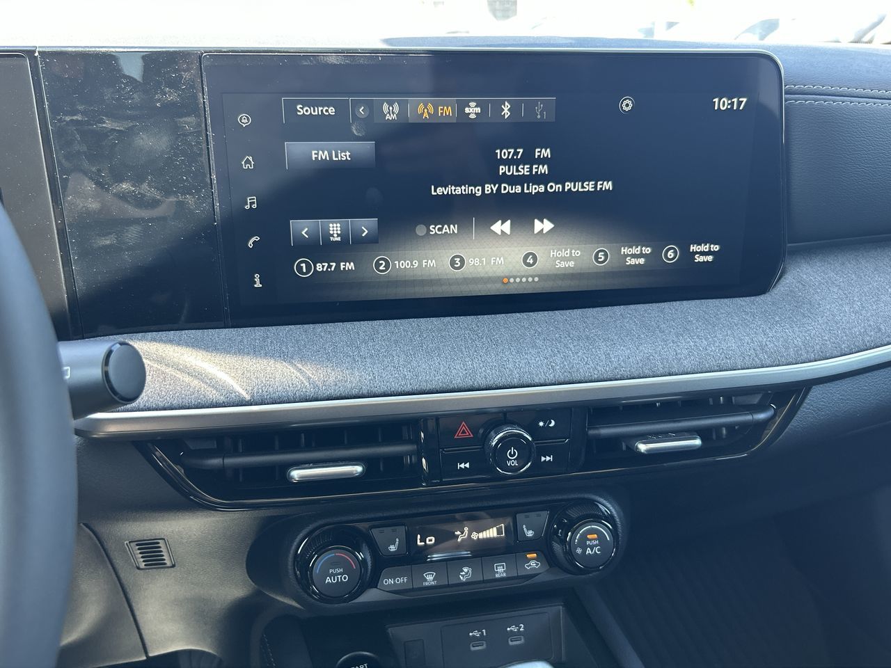 2025 Nissan Kicks in Vancouver, British Columbia