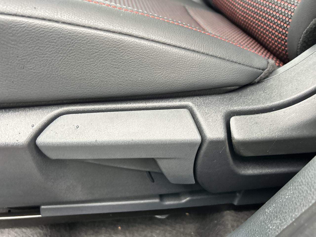 2025 Nissan Kicks in Vancouver, British Columbia