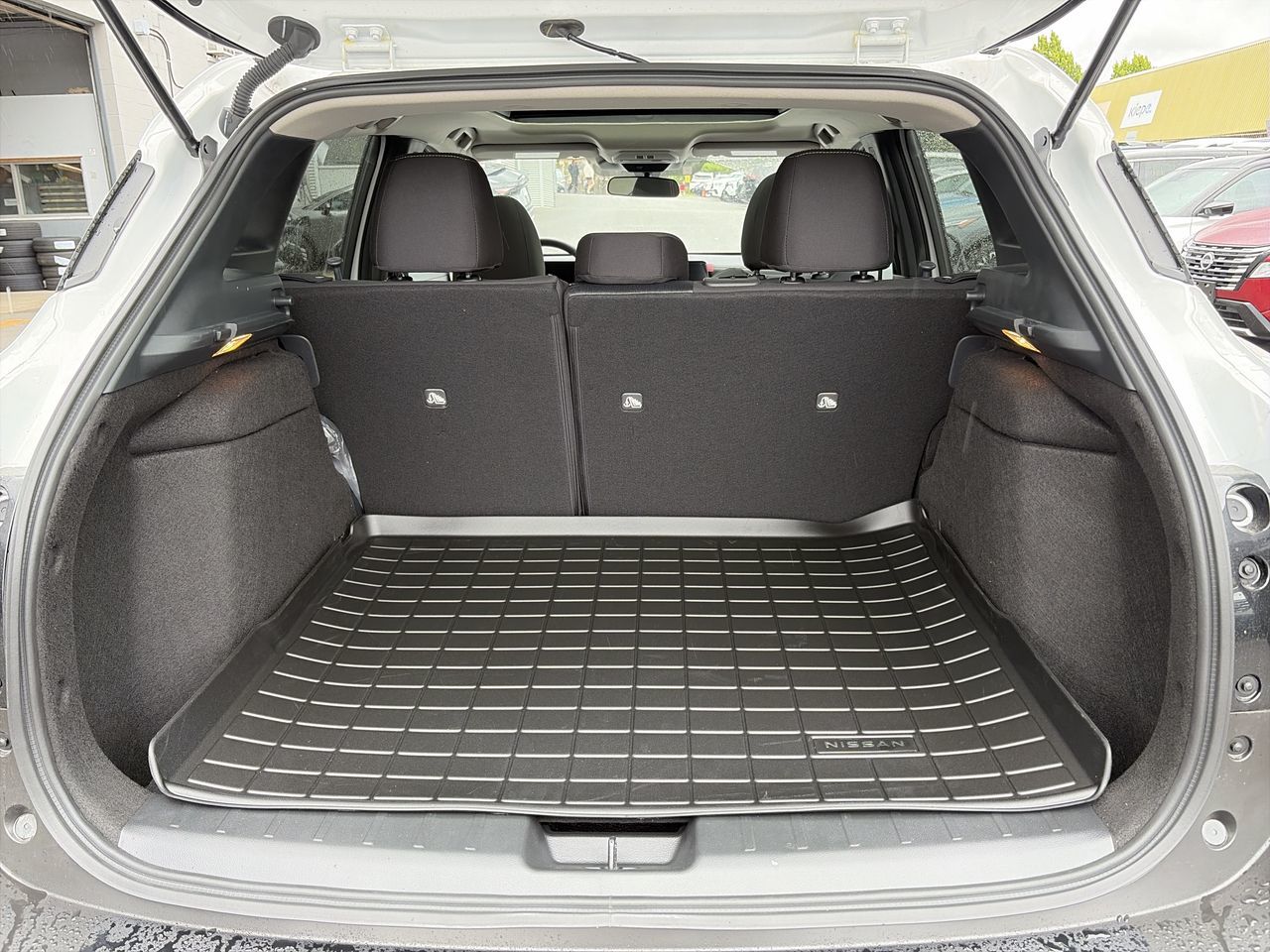 2025 Nissan Kicks