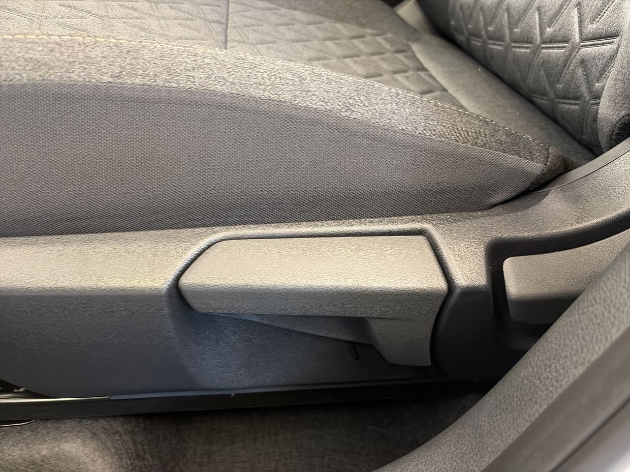 2027 Nissan Kicks