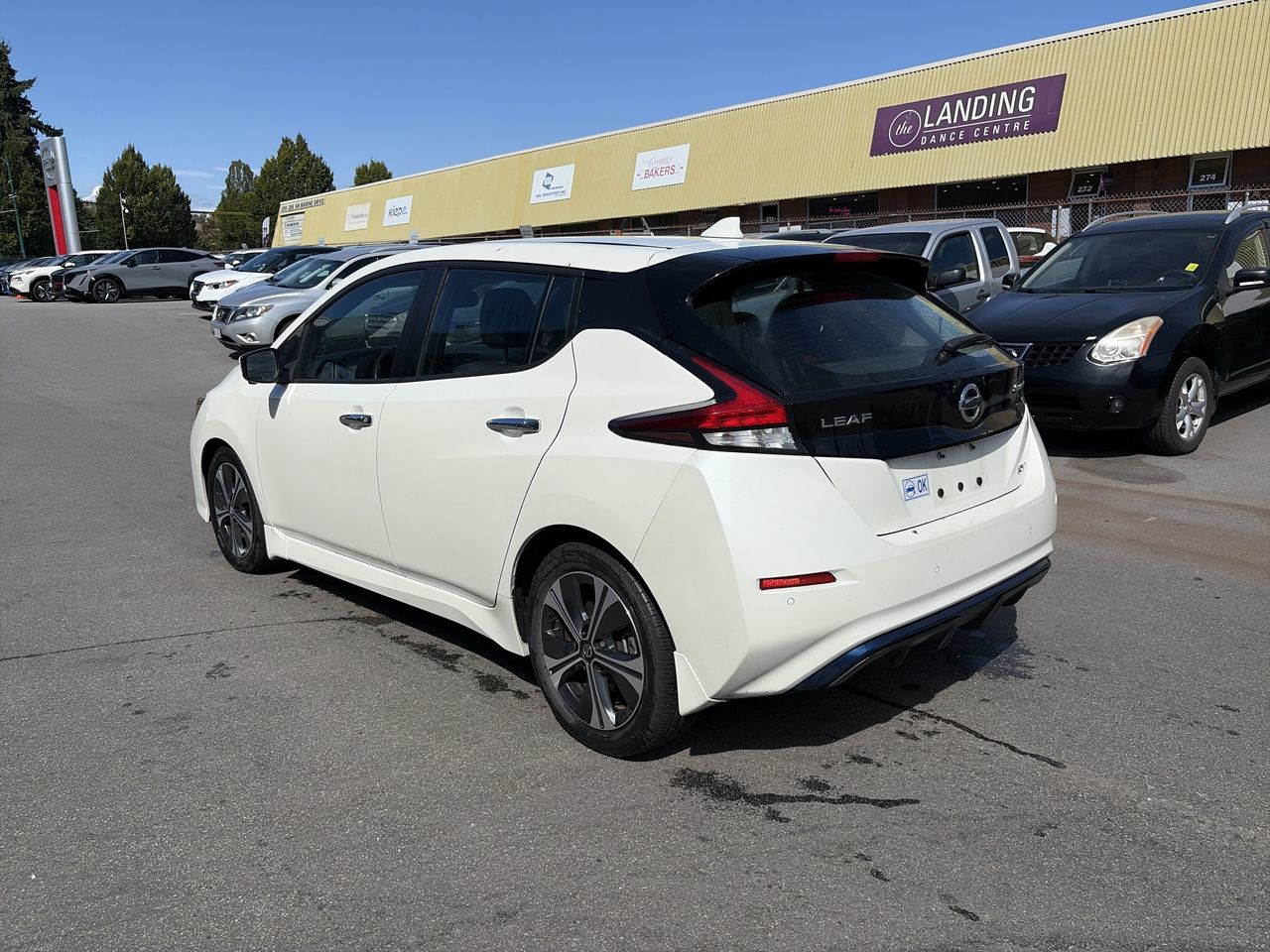 2021  Leaf