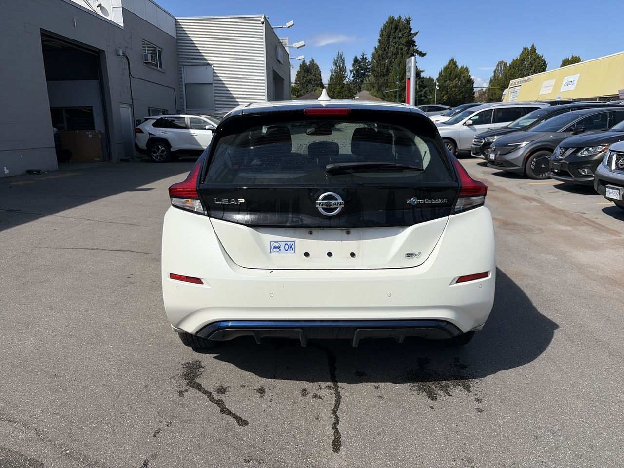 2021  Leaf