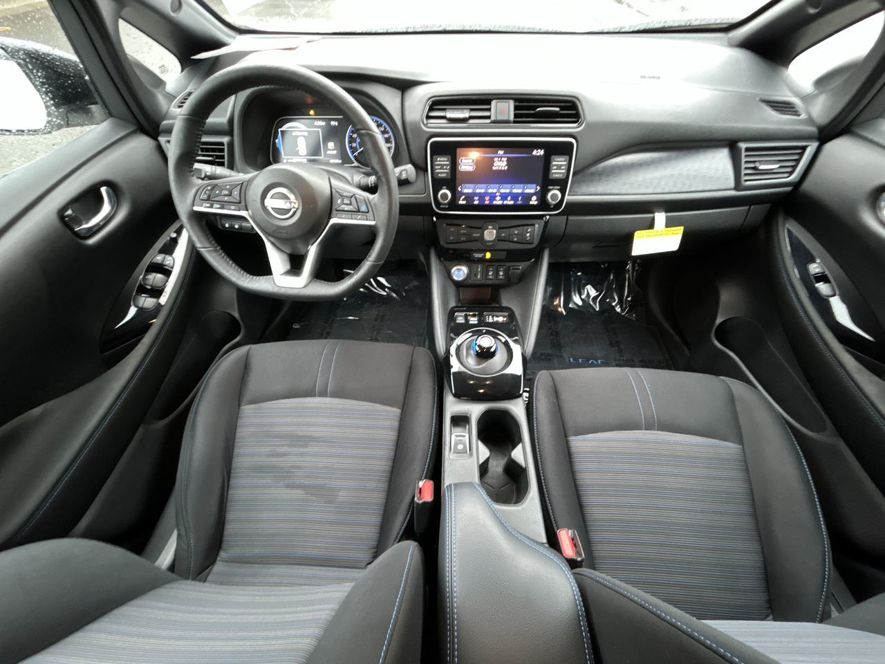 2024 Nissan LEAF