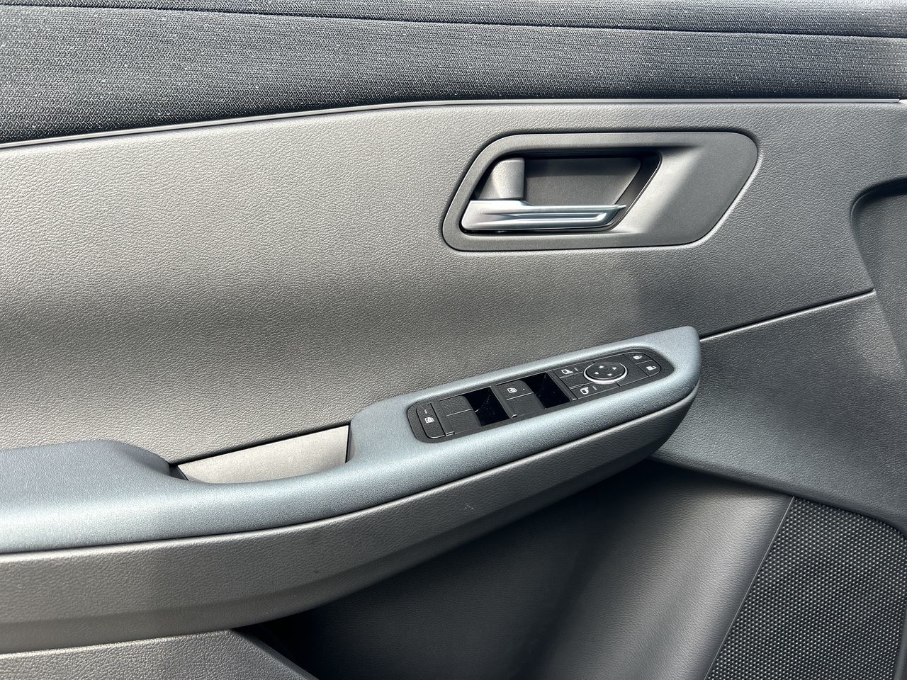 2026 Nissan LEAF