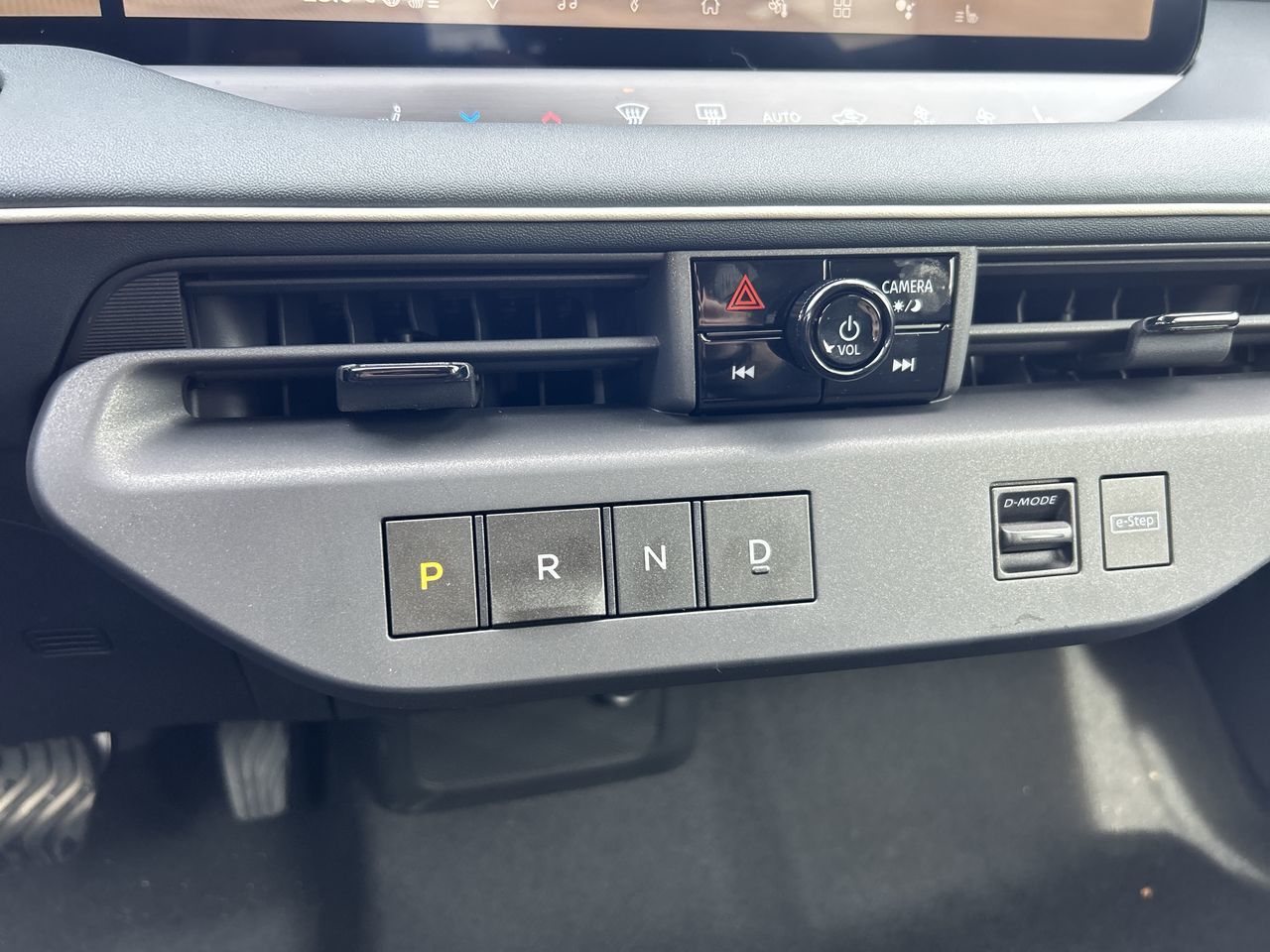 2026 Nissan LEAF