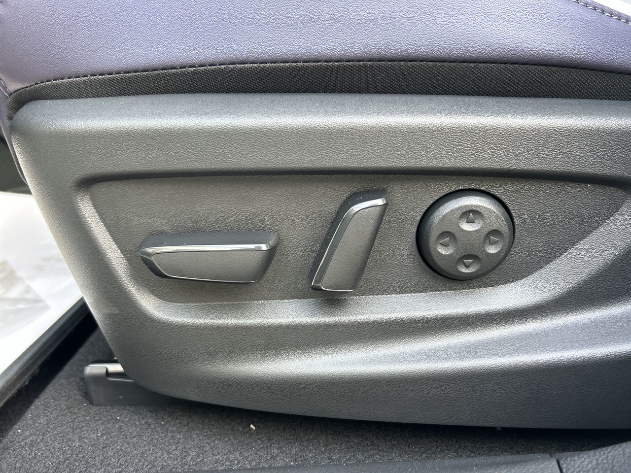 2026 Nissan LEAF