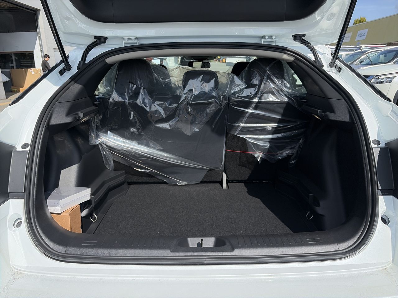 2027 Nissan LEAF
